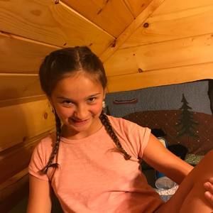 Meet your Posher, Marissa